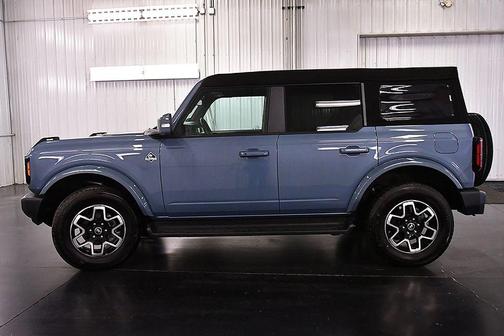 Azure Gray Metallic 2025 Ford Bronco Outer Banks