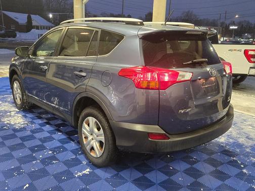 2014 Toyota RAV4 LE