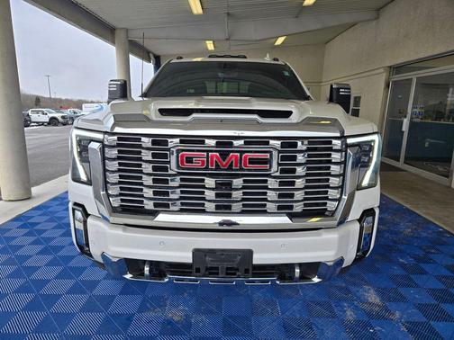 2024 GMC Sierra 3500 Denali