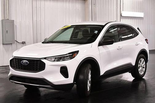 Oxford White 2024 Ford Escape Active