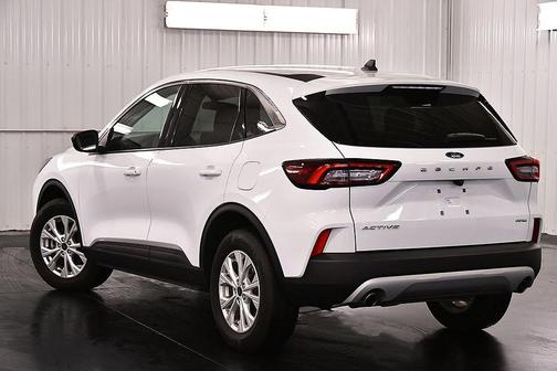 Oxford White 2024 Ford Escape Active
