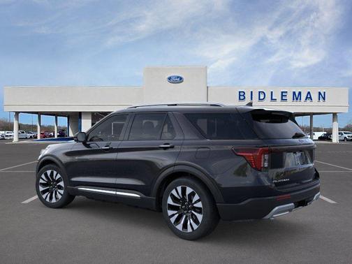 Agate Black Metallic 2026 Ford Explorer Platinum