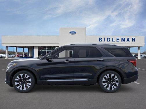 Agate Black Metallic 2026 Ford Explorer Platinum