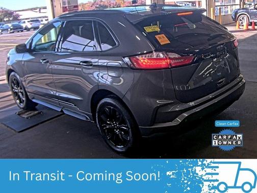 2022 Ford Edge SE