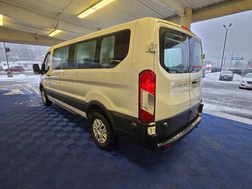 2024 Ford Transit-350 XLT
