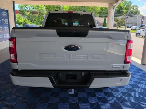 Avalanche Gray 2023 Ford F-150 XL