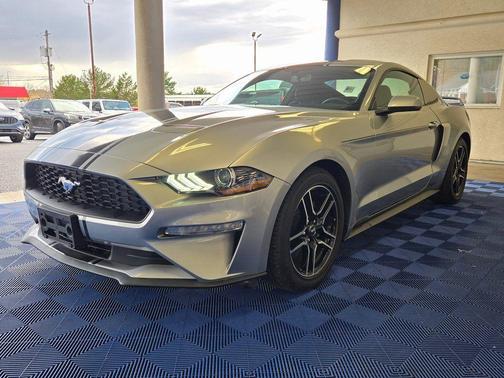 2020 Ford Mustang EcoBoost