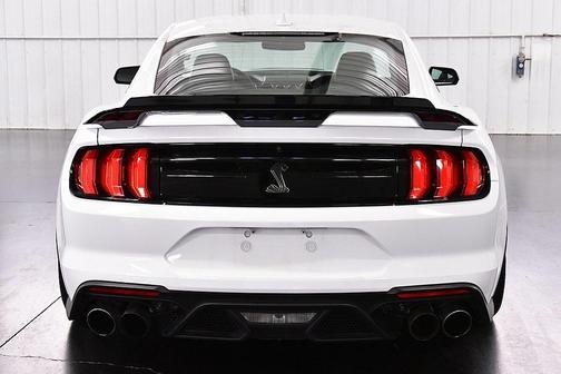 2020 Ford Shelby GT500 Base