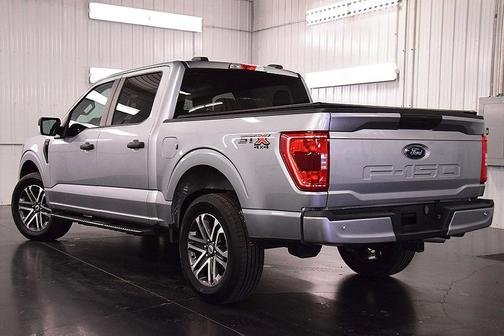 Iconic Silver Metallic 2023 Ford F-150 XL