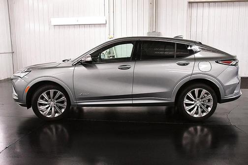 Moonstone Gray Metallic 2025 Buick Envista Avenir