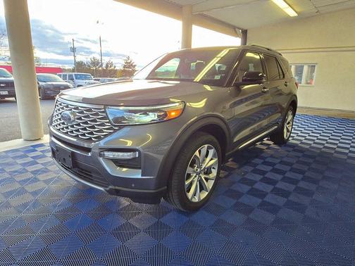 2022 Ford Explorer Platinum