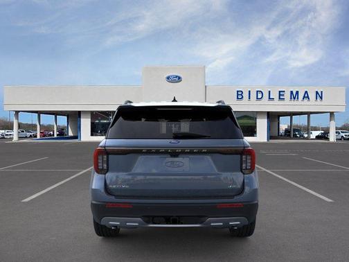 Vapor Blue Metallic 2026 Ford Explorer Active