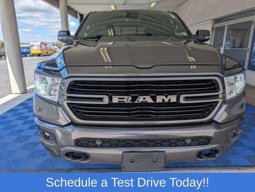 Granite Crystal Clearcoat Metallic 2019 RAM 1500 Big Horn