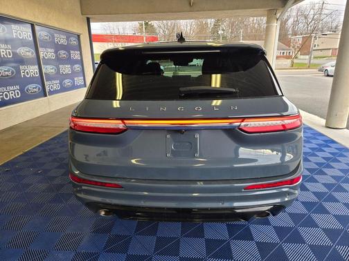 2023 Lincoln Corsair Standard