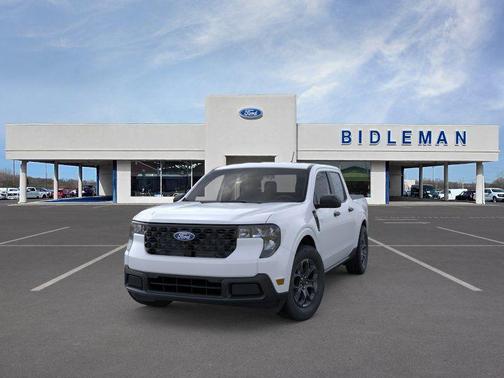 Space White Metallic 2026 Ford Maverick XLT