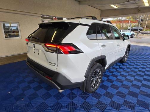2023 Toyota RAV4 Hybrid Limited