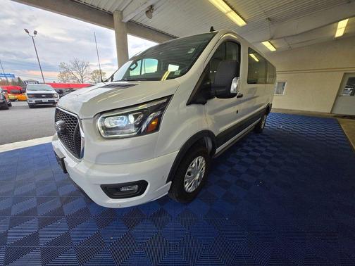 2023 Ford Transit-350 XLT
