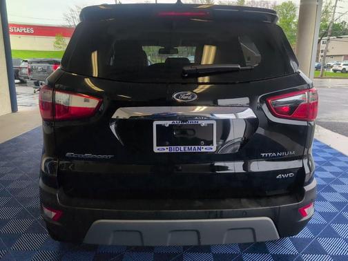 Shadow Black 2022 Ford EcoSport Titanium