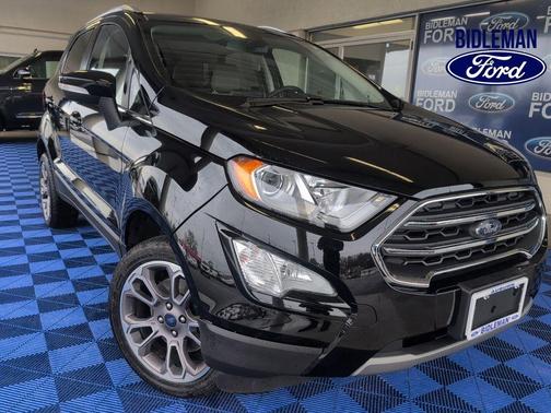 Shadow Black 2022 Ford EcoSport Titanium