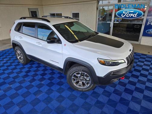 2022 Jeep Cherokee Trailhawk