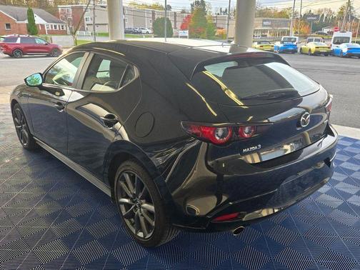 2024 Mazda Mazda3 FWD w/Preferred Package
