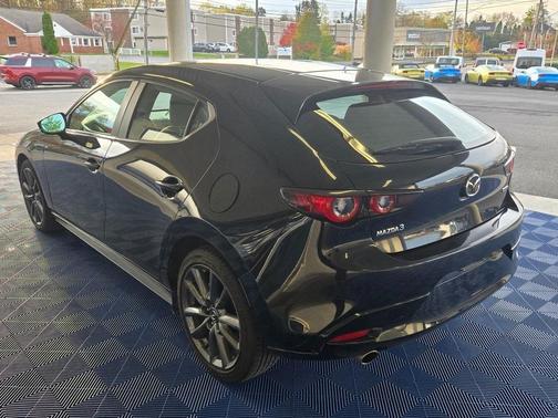 2024 Mazda Mazda3 FWD w/Preferred Package