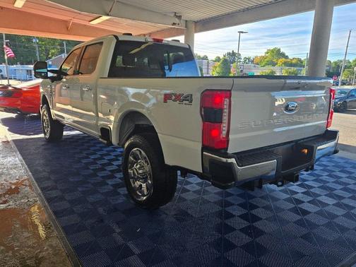 2026 Ford F-350 Lariat Super Duty