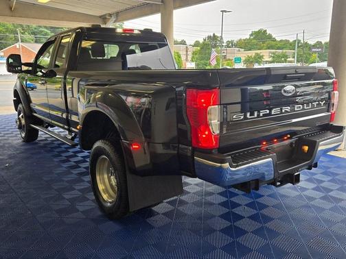 2022 Ford F-350 XL