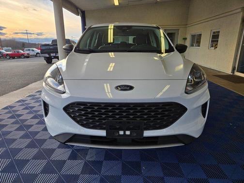 2022 Ford Escape S