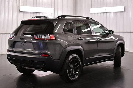 Granite Crystal Clearcoat Metallic 2022 Jeep Cherokee X