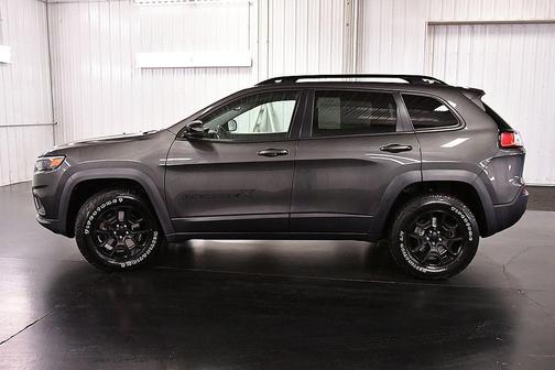 Granite Crystal Clearcoat Metallic 2022 Jeep Cherokee X