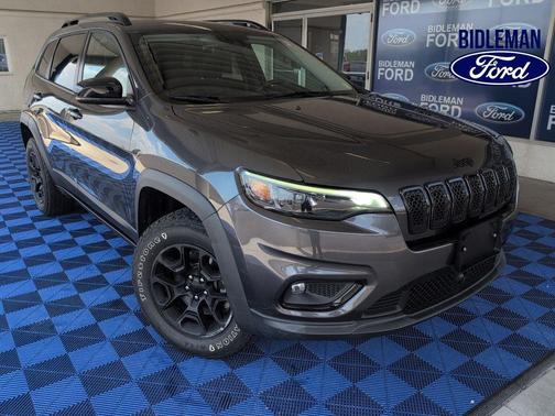 Granite Crystal Clearcoat Metallic 2022 Jeep Cherokee X