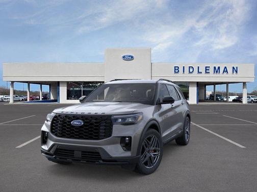 Carbonized Gray Metallic 2026 Ford Explorer ST-Line