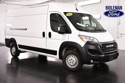 Bright White Clearcoat 2025 RAM ProMaster 3500 High Roof
