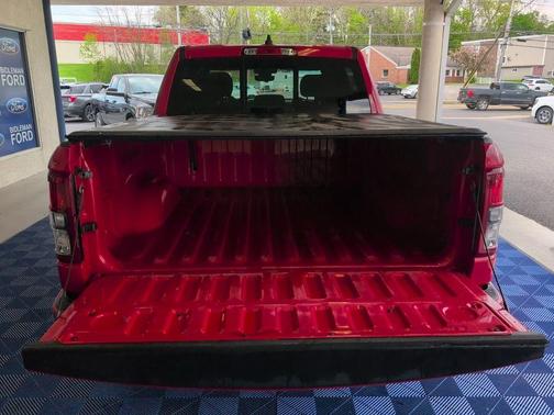 Flame Red Clearcoat 2022 RAM 1500 Big Horn