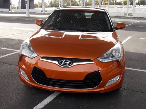 2013 Hyundai Veloster Base