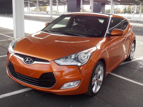 2013 Hyundai Veloster Base