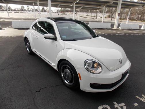 2012 Volkswagen Beetle 2.5L