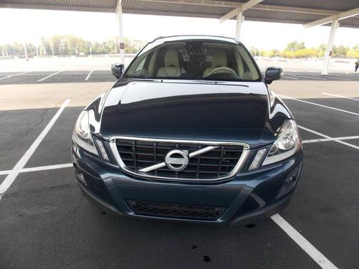 2010 Volvo XC60 T6