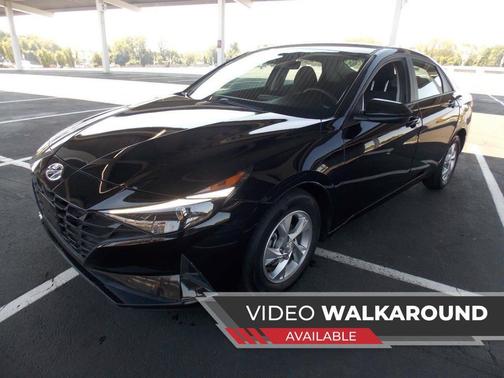 2021 Hyundai ELANTRA SE
