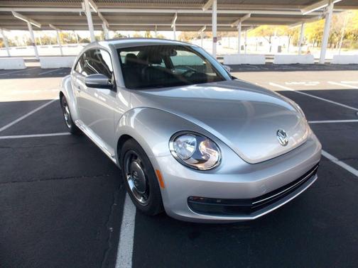 2012 Volkswagen Beetle 2.5L