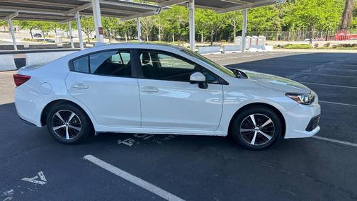 White 2022 Subaru Impreza Premium