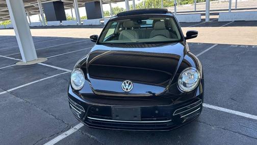 Black 2018 Volkswagen Beetle 2.0T SE