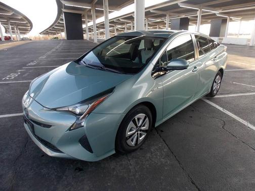 2017 Toyota Prius Three