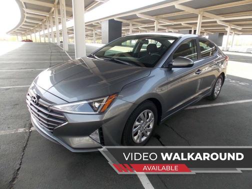 Gray 2019 Hyundai ELANTRA SE
