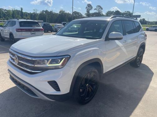 2022 Volkswagen Atlas 3.6 SE w/ Technology