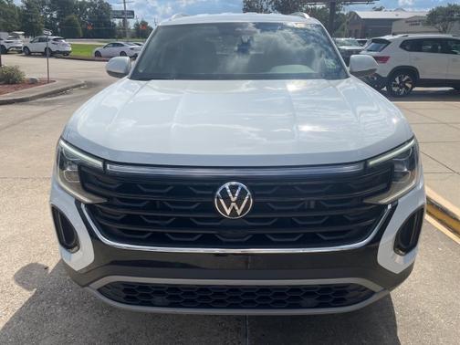 2024 Volkswagen Atlas Cross Sport 2.0T SE