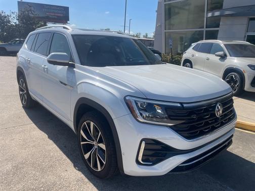 2025 Volkswagen Atlas 2.0T SEL Premium R-Line