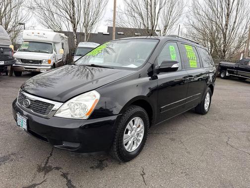2012 Kia Sedona LX