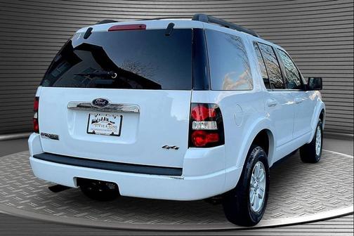 2010 Ford Explorer XLT